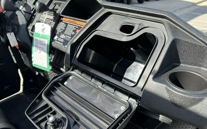 2025 Honda Pioneer 1000-6 Deluxe Crew