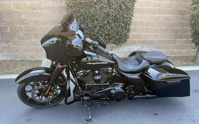 FLHXS 2020 Street Glide® Special