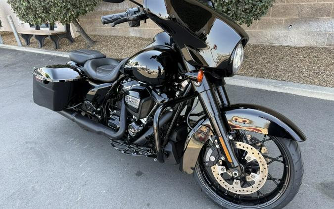 FLHXS 2020 Street Glide® Special