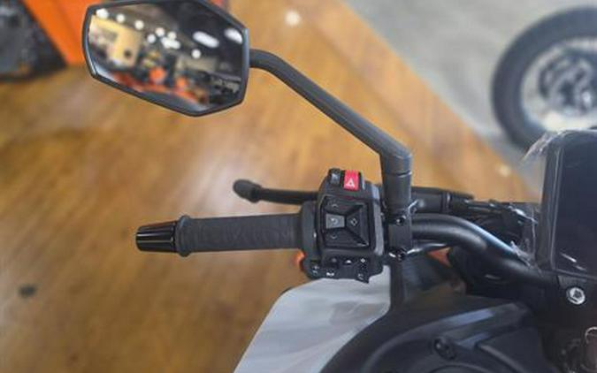 2027 KTM 990 Duke