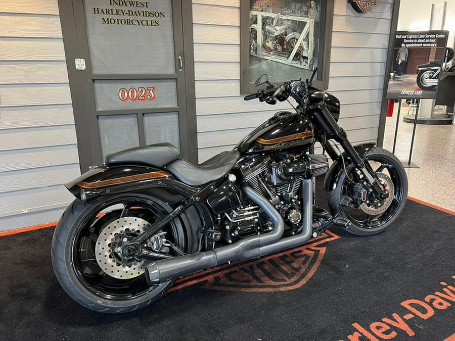 2016 Harley-Davidson® FXSE - CVO™ Pro Street Breakout®