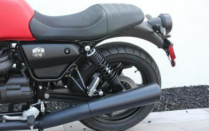 2023 Moto Guzzi V7 Stone