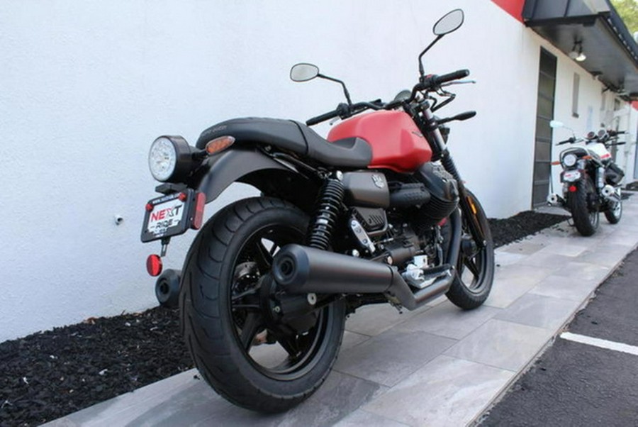 2023 Moto Guzzi V7 Stone