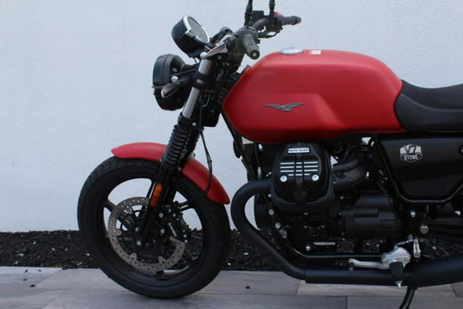 2023 Moto Guzzi V7 Stone