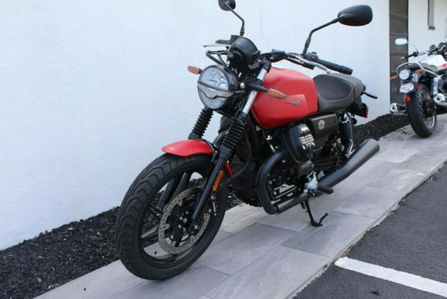 2023 Moto Guzzi V7 Stone