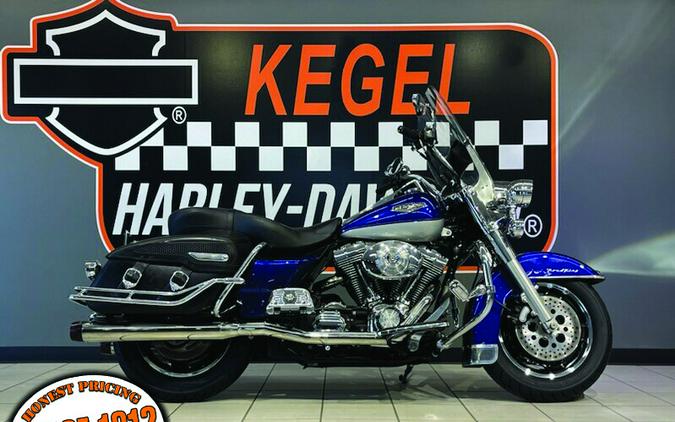 2006 Harley-Davidson Road King Classic Two-Tone Deep Cobalt and Brilliant Si