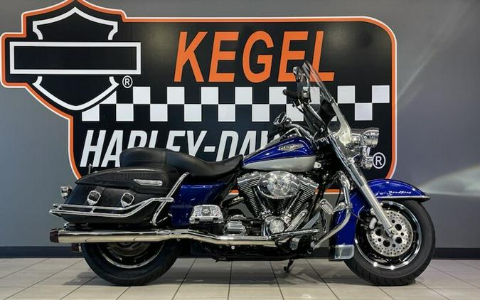 2006 Harley-Davidson Road King Classic Two-Tone Deep Cobalt and Brilliant Si