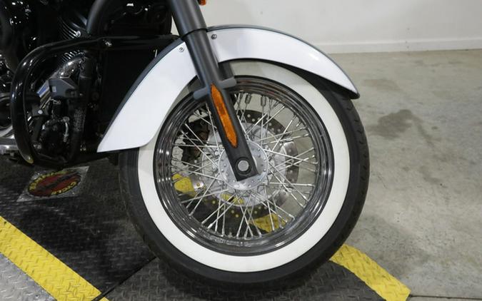 2021 Kawasaki Vulcan 900 Classic