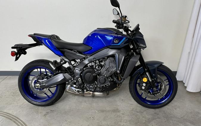 2025 Yamaha MT 09 (MT09SL)