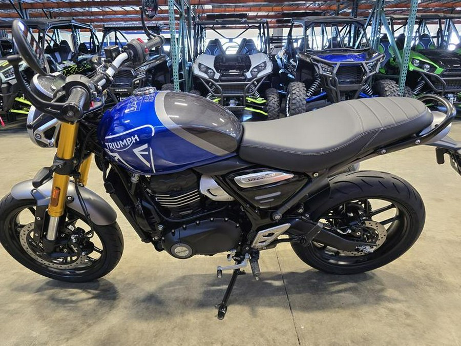 2025 Triumph Speed 400 Carnival Red / Storm Grey