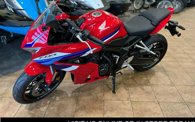 2026 Honda CBR650R E-Clutch