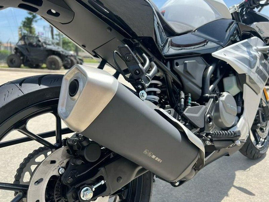 2026 CFMOTO 300SS