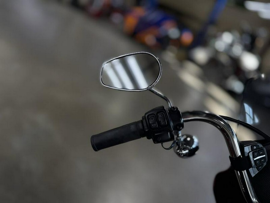 2016 Harley-Davidson® FXDB - Dyna® Street Bob®