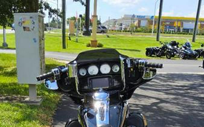 2014 Harley-Davidson® Streetglide S