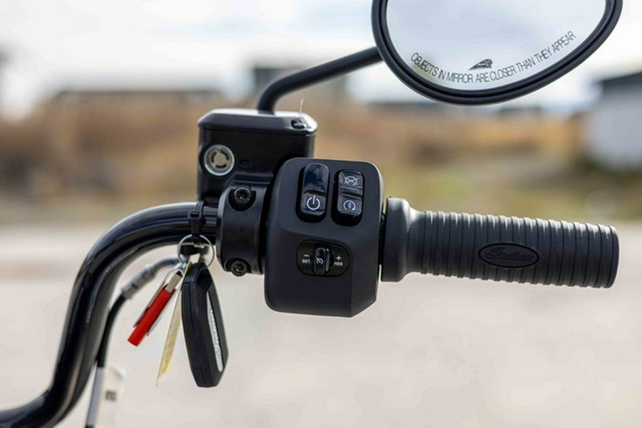 2025 Indian Chief Bobber Nara Bronze Smoke