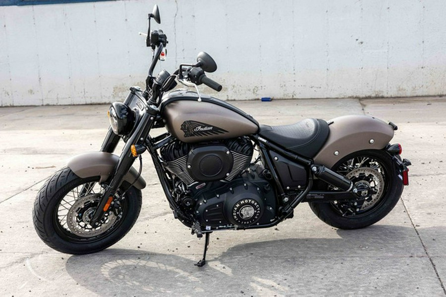2025 Indian Chief Bobber Nara Bronze Smoke