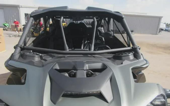 2027 CAN-AM MAVERICK R MAX X RC WITH SMART-SHOX 999T DCT