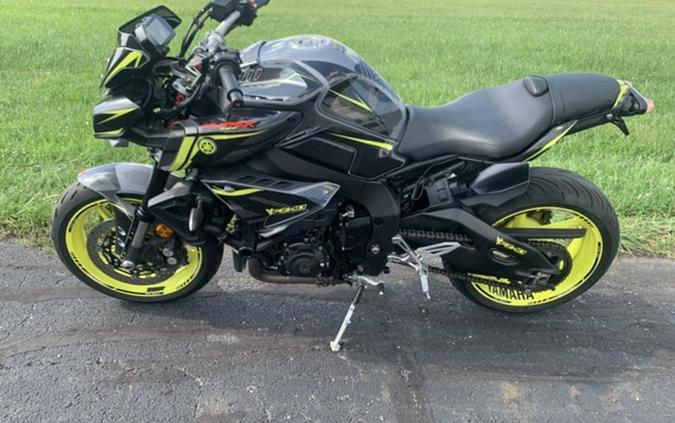 2017 Yamaha FZ-10