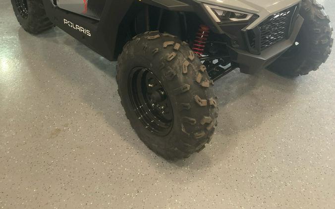 2024 Polaris RZR 200 EFI