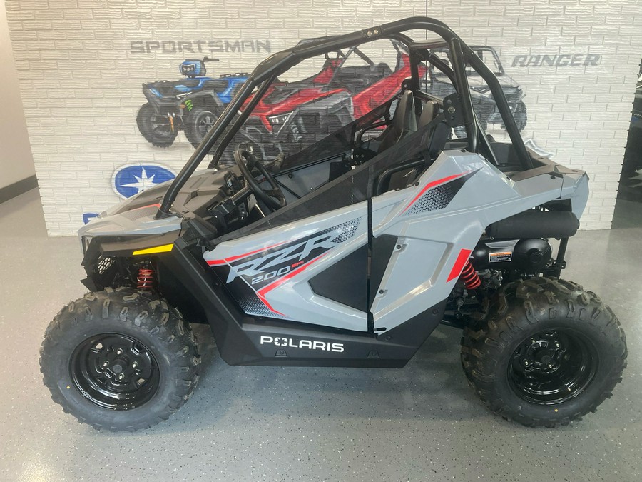 2024 Polaris RZR 200 EFI