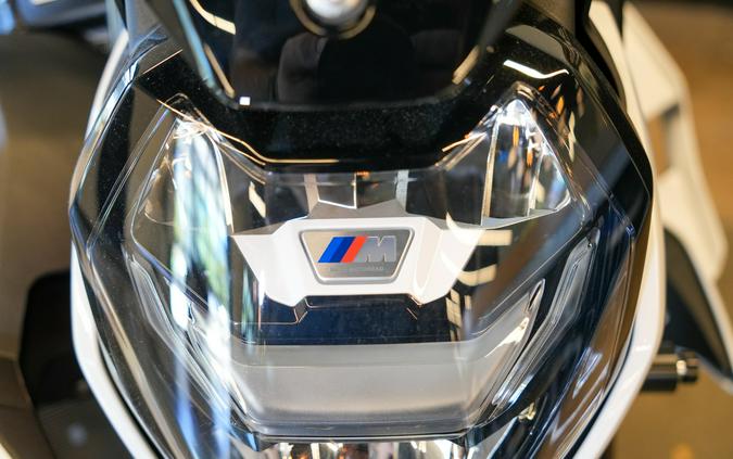 2024 BMW M 1000 R