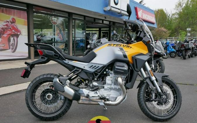 2025 Moto Guzzi Stelvio