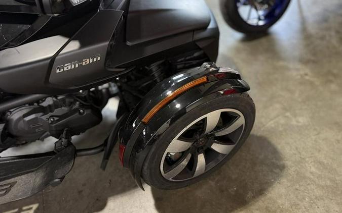 2018 Can-Am® Spyder® F3-T