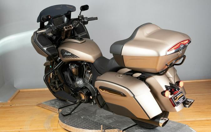 2020 Indian Motorcycle Indian Challenger Dark Horse