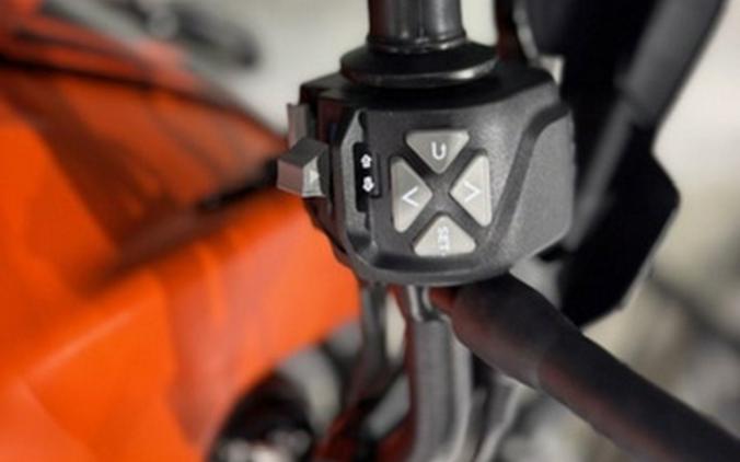 2024 KTM Adventure 390