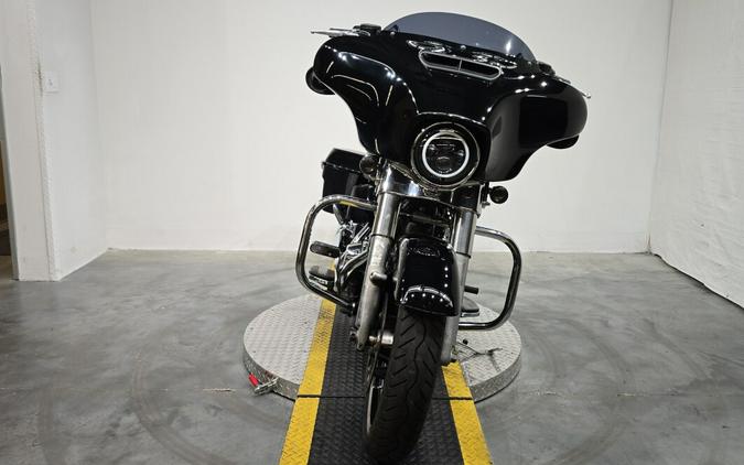 FLHX 2020 Street Glide®