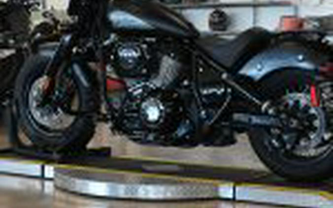 2022 Indian Chief Bobber Dark Horse