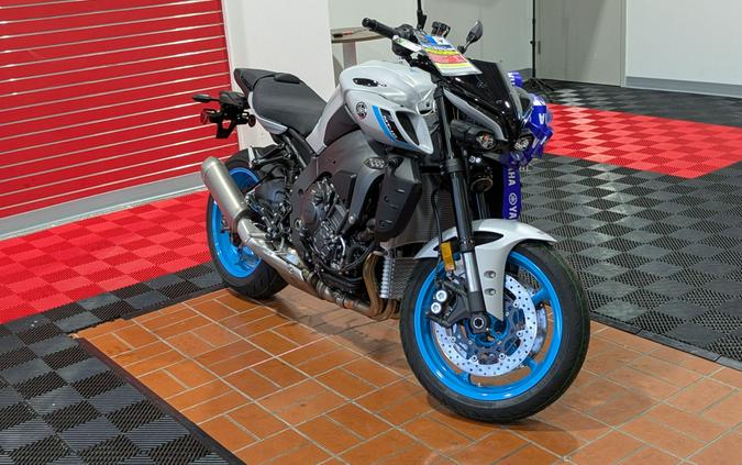 2025 Yamaha MT-10