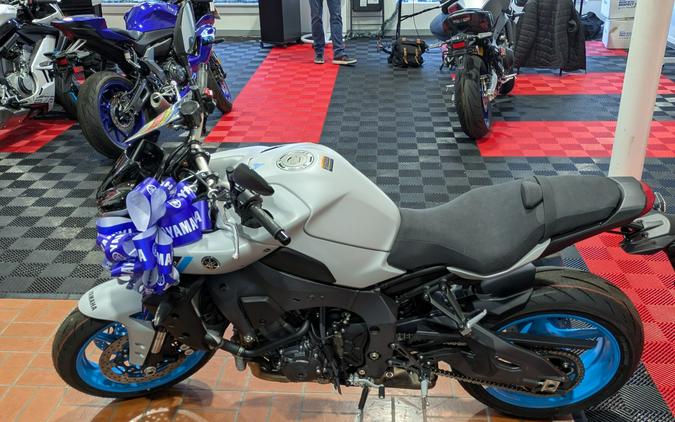 2025 Yamaha MT-10
