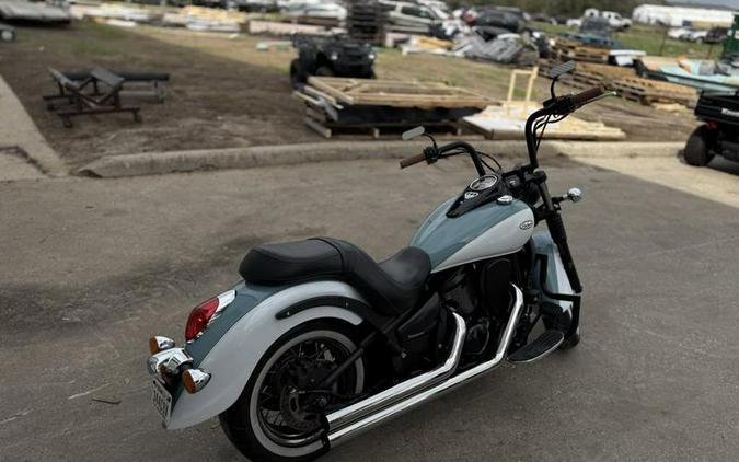 2020 Kawasaki Vulcan® 900 Classic