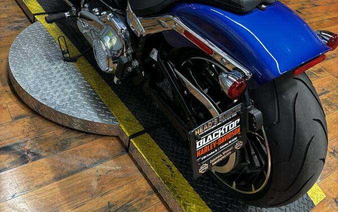 2024 Harley-Davidson® Breakout™ 117 BLUE BURST