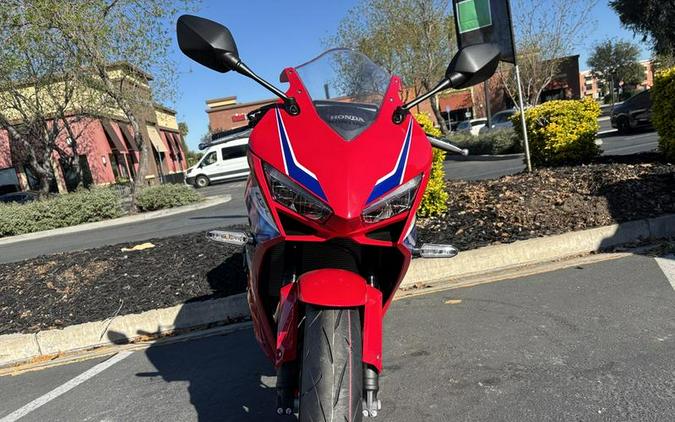 2026 Honda® CBR650R E-Clutch