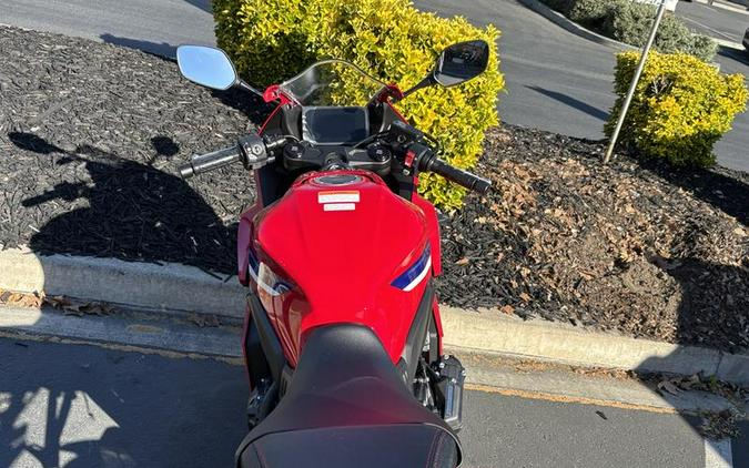 2026 Honda® CBR650R E-Clutch