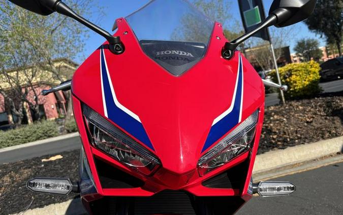 2026 Honda® CBR650R E-Clutch