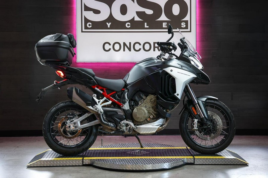 2022 Ducati Multistrada V4 S Travel & Radar