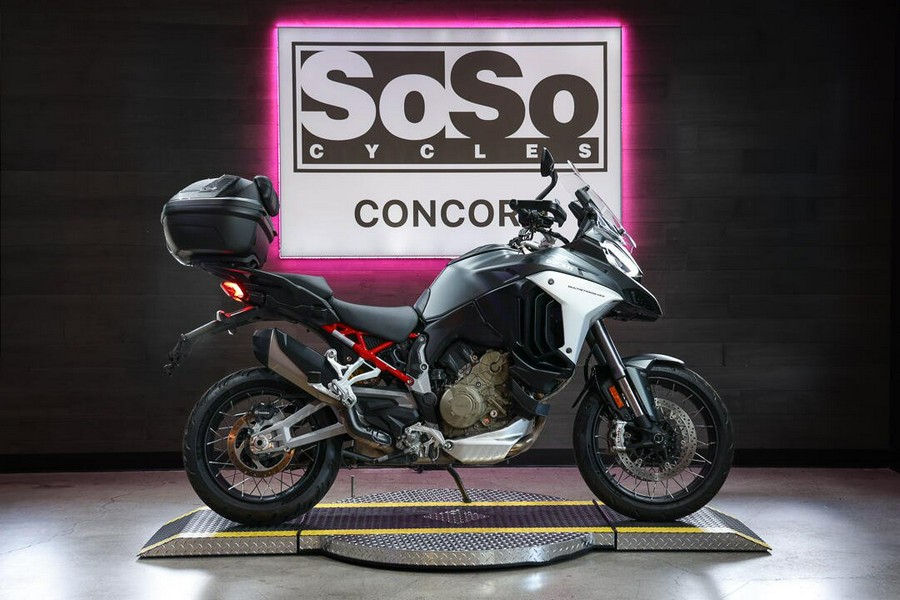 2022 Ducati Multistrada V4 S Travel & Radar