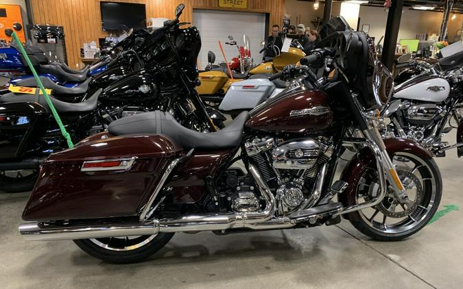 Harley-Davidson Street Glide 2022 FLHX Midnight Crimson (Chrome Finish w/Cas