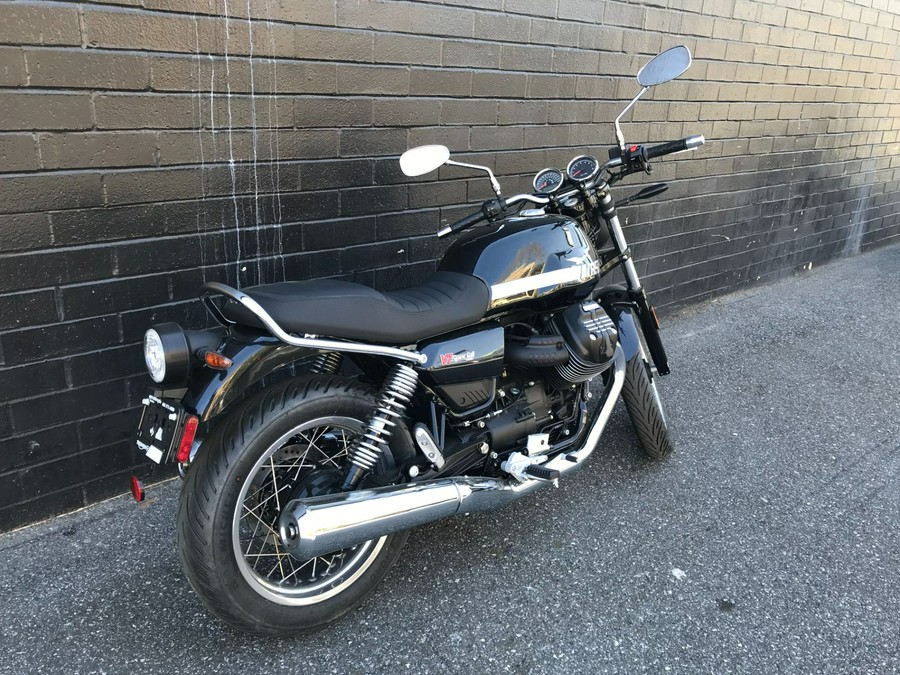 2024 Moto Guzzi V7 Special