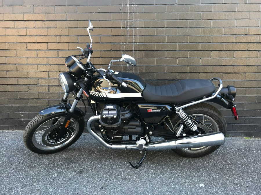 2024 Moto Guzzi V7 Special