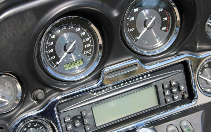 2011 Harley-Davidson® FLHTK - Electra Glide® Ultra Limited