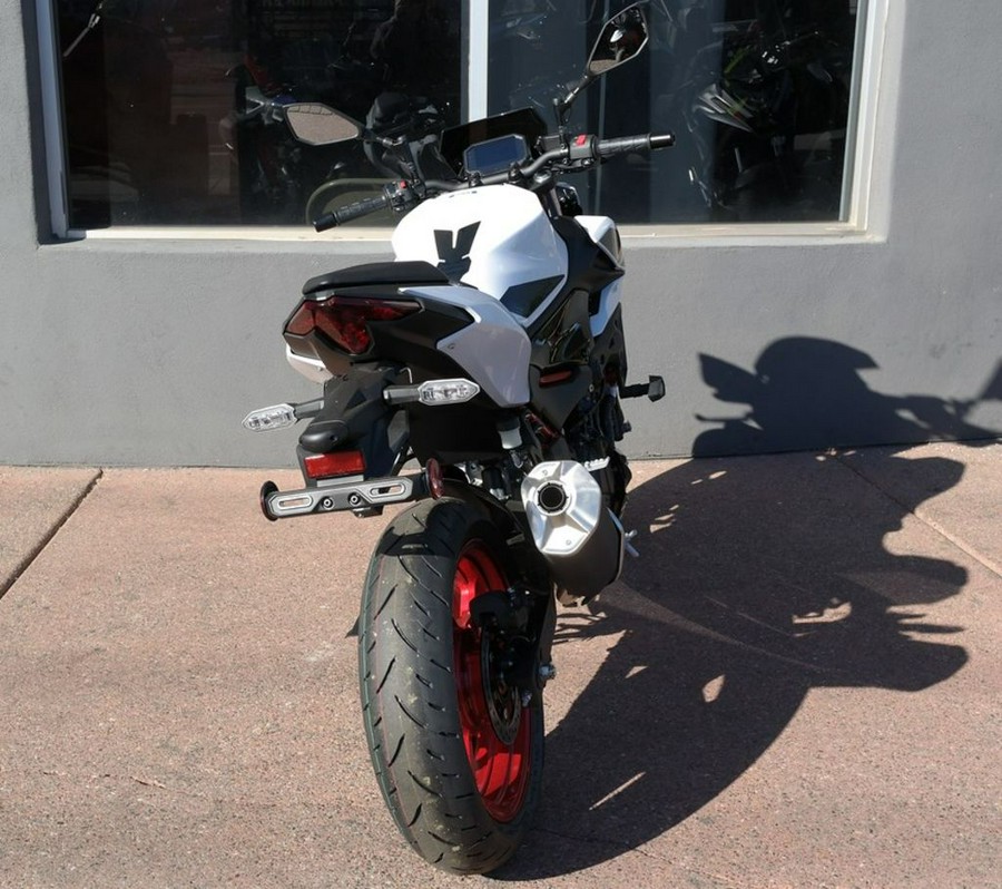 2026 Kawasaki Z500 SE ABS