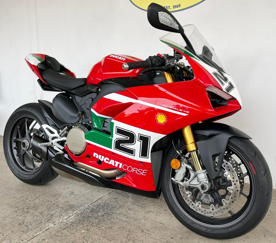 2024 Ducati PANIGALE V2