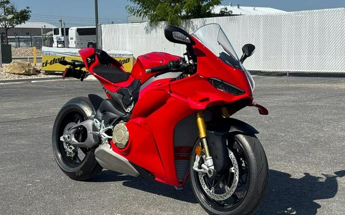 2025 Ducati Panigale V4 S Ducati Red