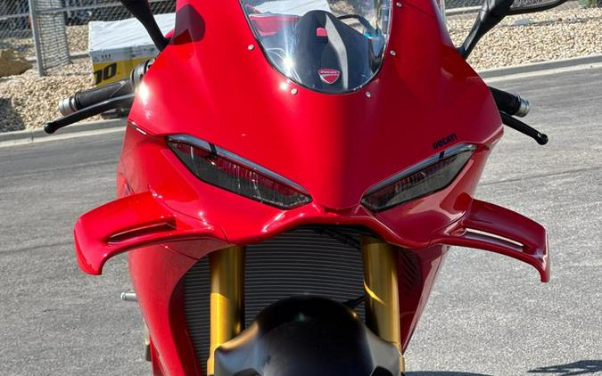 2025 Ducati Panigale V4 S Ducati Red