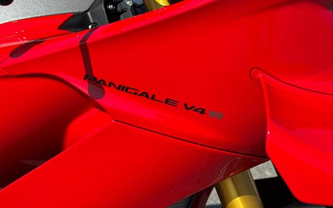 2025 Ducati Panigale V4 S Ducati Red