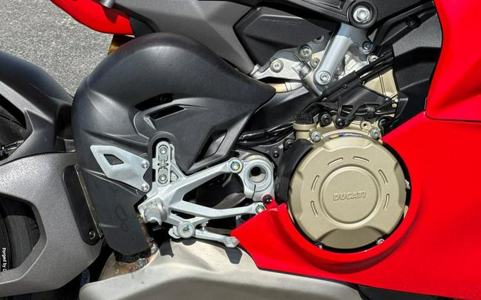 2025 Ducati Panigale V4 S Ducati Red